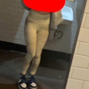 carrie underwood leggings size xxs